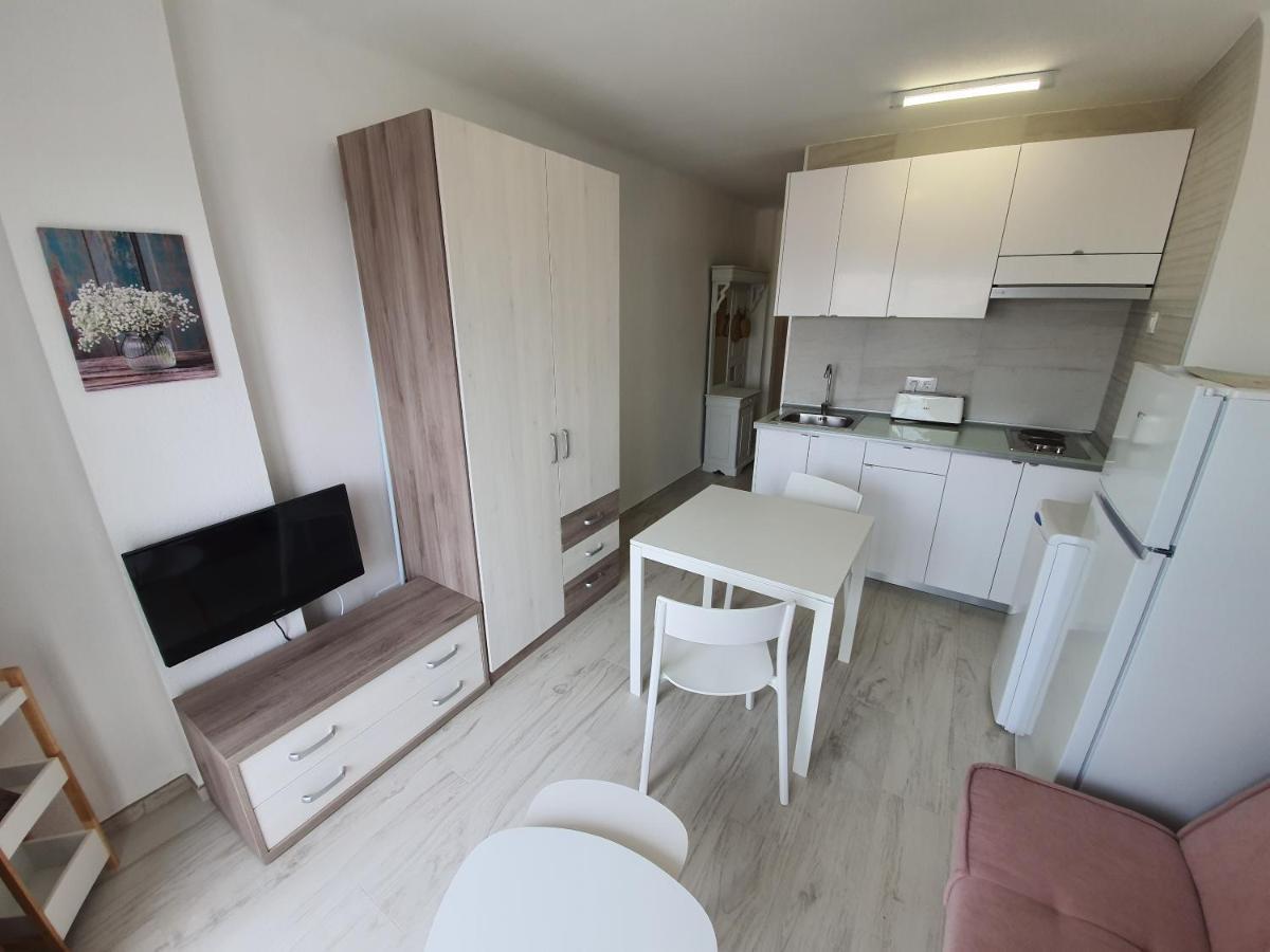 Apartamento Albatros Beach-3 Емпуриабрава Екстериор снимка